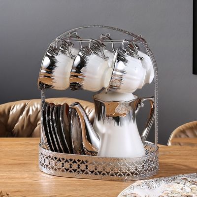 Керамический чайный набор емкостью 1 л с золотым кругом в стиле Europe Design и оборудованием для кофе