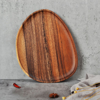 Предлагайте устойчивые натуральные деревянные приборы и подносы с традиционным дизайном