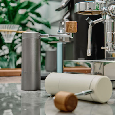 Внешний ручной кофейный мельчик для домов Рестораны Гостиницы Металлический тип Алюминиевый сплав