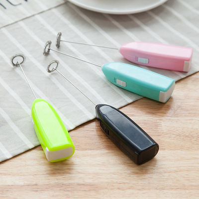 Прочные кухонные инструменты Ручные электрические молочные кофейные пенки с долговечной батареей