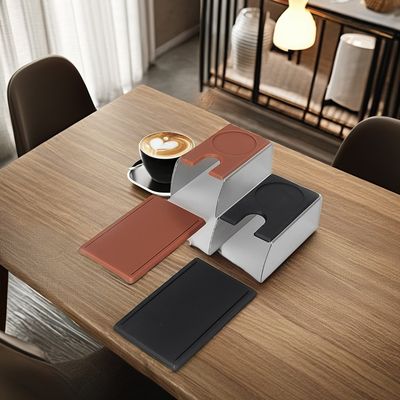 Массивное дерево и нержавеющая сталь - идеальное сочетание для черной кофейной подноски