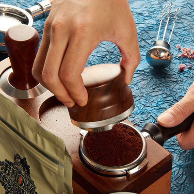 Портативный Ultimate Hand Pour Coffee Set с 58-миллиметровой воронкой из нержавеющей стали и деревянным портафильтром