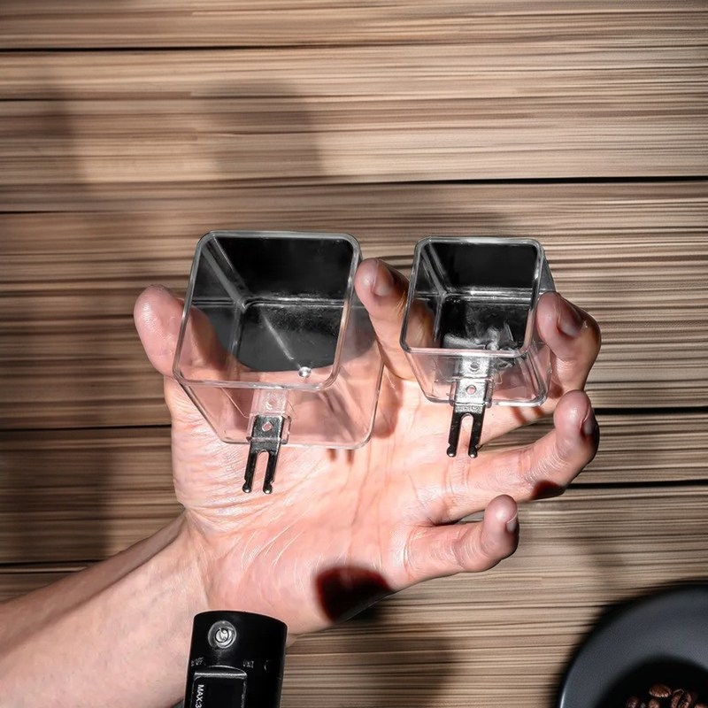 Точное измерение веса пищевых продуктов с помощью цифровой шкалы 300 г и ЖК-дисплея